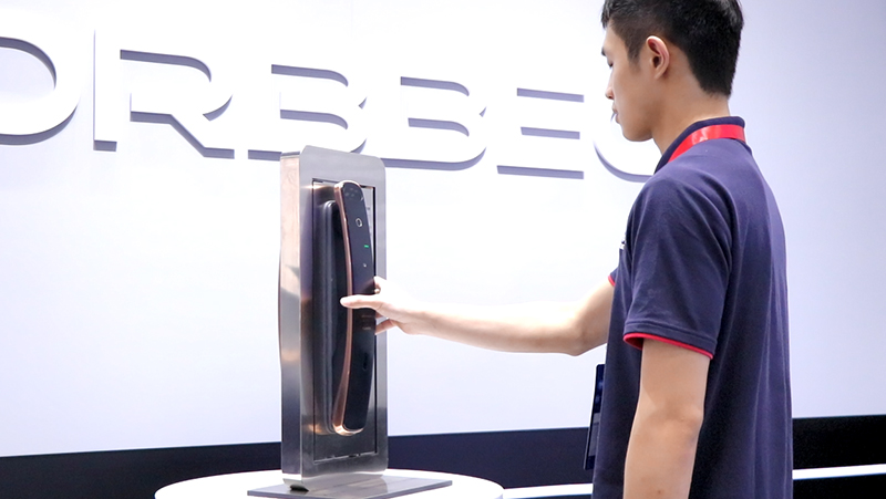 这款搭载AG·尊龙凯时方案的旗舰3D人脸锁，可能会颠覆你的认知