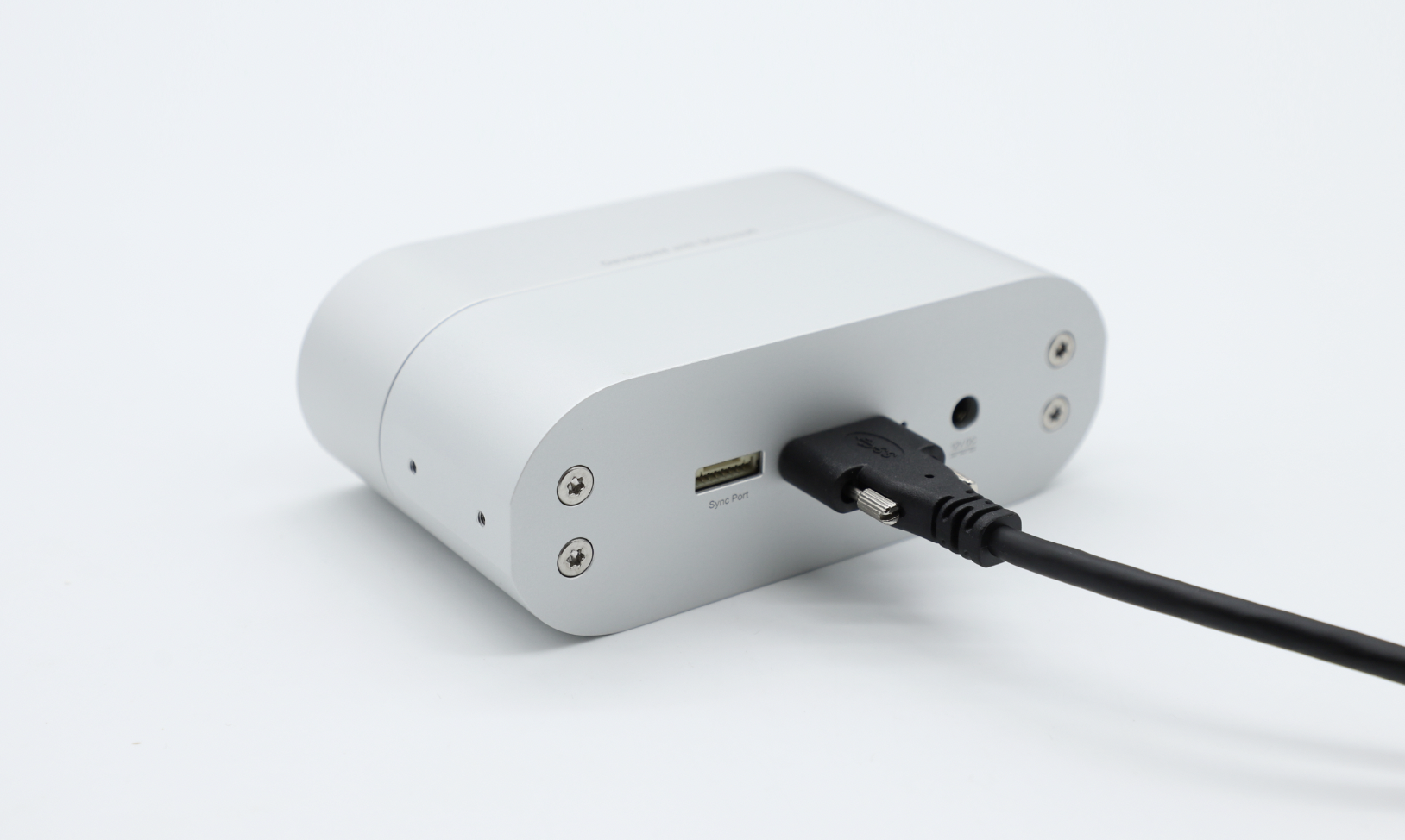 Femto Bolt采用USB-C接口进行供电和传输。.png